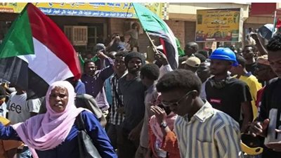 330 حالة وفاة و3200 جريح في اشتباكات السودان