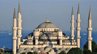 أشهر المعالم التاريخية.. افتتاح جامع السلطان أحمد بعد ترميمه