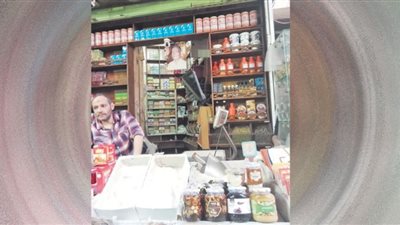 عم عيسى: بعض لوازم الكعك والبسكويت اندثرت