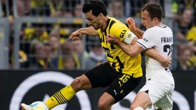 دورتموند يدق شباك فرانكفورت برباعية نظيفة ويستعيد صدارة الدوري الألماني