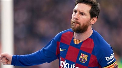 ليونيل ميسي يصل برشلونة