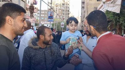 أعضاء الفرق الشبابية بوحدة تصدوا معنا يشاركون في مبادرة 
