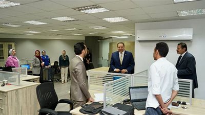 التوسع في اعتماد الصيدليات المقدمة خدمات لمنتفعي منظومة التأمين الصحي الشامل