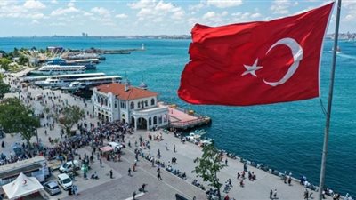 تركيا تعلن إجلاء مواطنيها من السودان