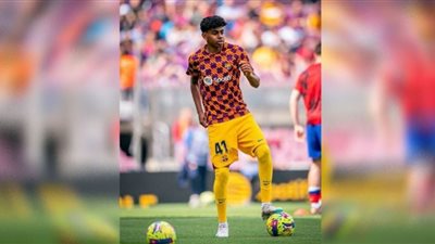 لامين يامال يظهر للمرة الأولى في ملعب كامب نو مع برشلونة