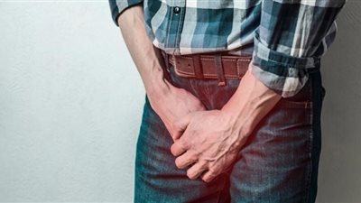 ما هي الأعراض المبكرة لسرطان الخصية؟