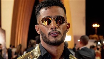 محمد رمضان يقترب بـ