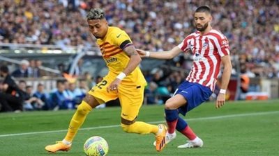 بالأرقام.. رافينيا الأفضل في مباراة برشلونة وأتلتيكو مدريد