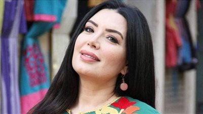 عبير صبري ضيفة 