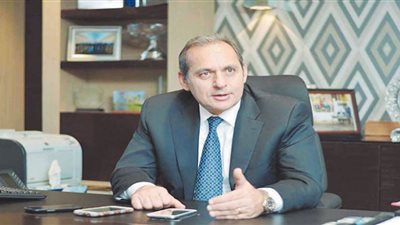 «الأهلى المصرى» يدعم الصناعة المحلية بالتعاون مع مصنع قادر