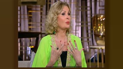 يسرا تروى كواليس تصوير مسلسل 1000 حمد الله على السلامة (فيديو)