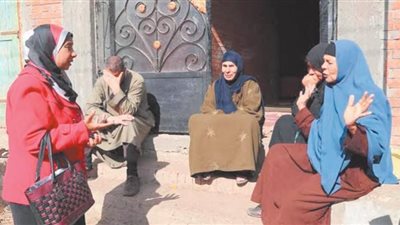 «الهجرة» و«القومى للمرأة» ينفذان حملات طرق الأبواب بمحافظتى الدقهلية والغربية