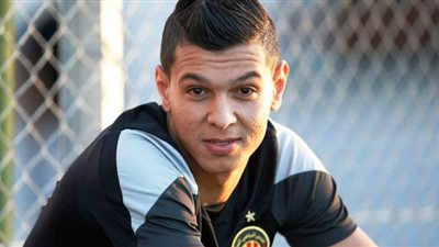 نجم منتخب ليبيا يتعرض للخطف من جماعة مسلحة