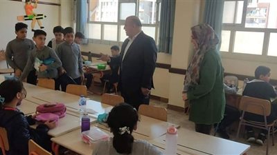 وكيل تعليم دمياط يتفقد المدرسة الرسمية الدولية