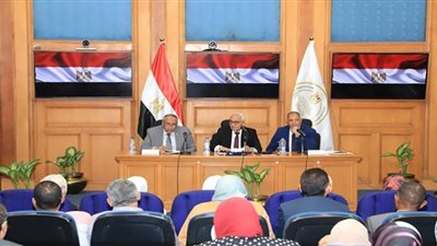 تدريب المعلمين على التصحيح الإلكتروني لامتحانات الثانوية