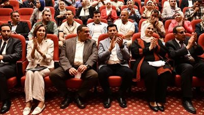 وزير الشباب يفتتح المهرجان الرياضي الأول للجامعات ويلتقى طلاب جامعة سيناء
