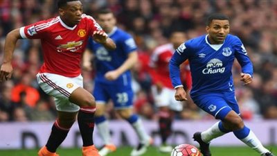 بث مباشر.. مباراة مانشستر يونايتد وإيفرتون في البريميرليج