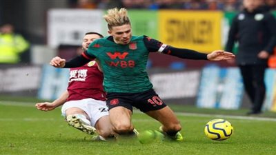 مشاهدة مباراة ليفربول ضد استون فيلا بث مباشر