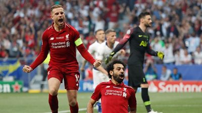 بث مباشر.. مباراة ليفربول وتوتنهام في البريميرليج