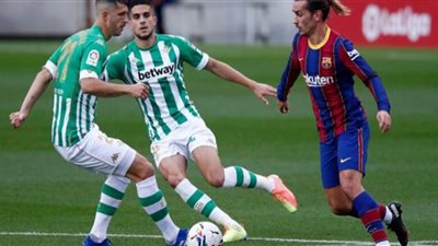 مشاهدة مباراة برشلونة وريال بيتيس بث مباشر