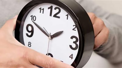 طرق تطبيق التوقيت الصيفي على الهاتف المحمول والكمبيوتر