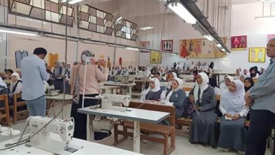 تنفيذ برنامج لتأهيل طالبات التعليم الفني في الفيوم