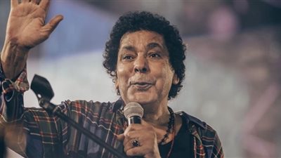 محمد منير يشعل حفل سيناء بأجمل أغانيه