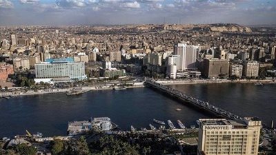 انخفاض درجات الحرارة وفرص سقوط أمطار غدًا