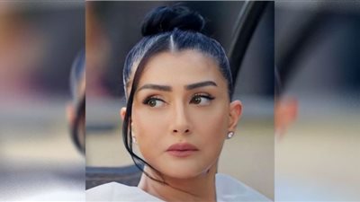 غادة عبدالرازق تعتمد الهوت شورت في جلسة تصوير رومانسية