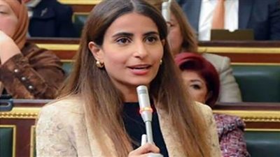 مقترح برغبة داخل البرلمان لإعفاء العائدين لمصر من جمارك الذهب