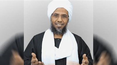 داعية سوداني يدعو لإنهاء حياة قادة الأحزاب.. وصفهم بالخونة