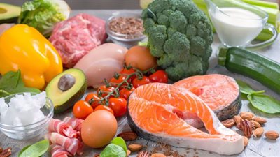 مخاطر تناول الأطعمة الخالية من الدهون.. طبيبة تكشف مفاجأة