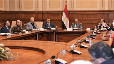وزير الدولة للإنتاج الحربي يستعرض مهام الوزارة ومجالات عملها ورؤى التطوير بها
