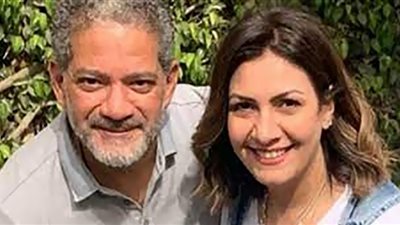 سامية عاطف وزوجها مجدي بدر يكشفان قصتهم مع الانجاب 5 سنوات والحمل بالصدفة (شاهد)