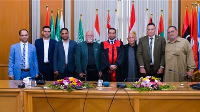 حصول عضو شباب الوفد بالدقهلية علي الدكتوراة في الاقتصاد