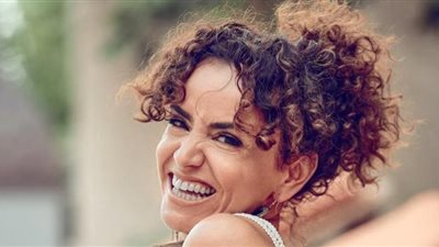 علا رشدي تنعى مصطفى درويش