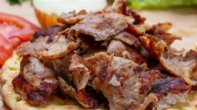 شاورما اللحم التركية في 5 خطوات سهلة