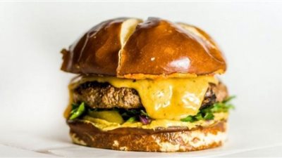 تشيز برجر على خطى المطاعم