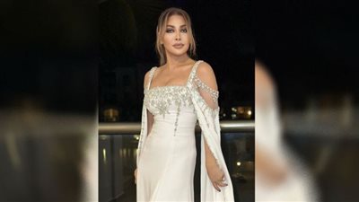 شرطة الموضة تغازل نوال الزغبي بعد تتويجها بالأيقونة في دبي