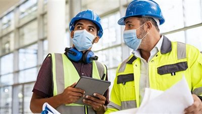 لتجنب مخالفة القانون.. اعرف واجباتك تجاه عملك