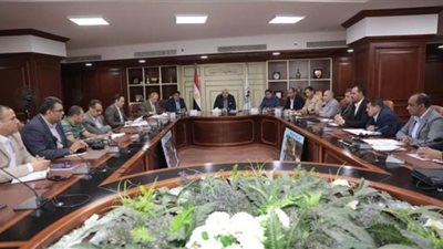بني سويف: قبول 11 تظلمًا وتقنين 85 طلبًا جديدًا في اجتماع اللجنة العليا للبت