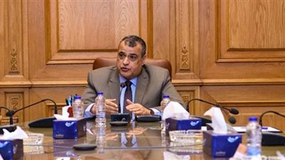 وزير الإنتاج الحربي يخصص 