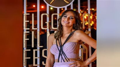 أشرف زكي يصفع حلا شيحة بقوة بعد تصريحاتها المثيرة للجدل والاستهزاء بالجمهور (شاهد)