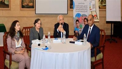 جهود ورشة عمل لجنة تطوير مناهج المرحلة الإعدادية