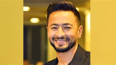 حمادة هلال ضيف 