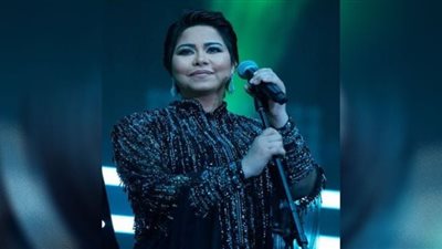 شيرين عبدالوهاب تتألق بالأسود الحريري في حفل روائع الموجي
