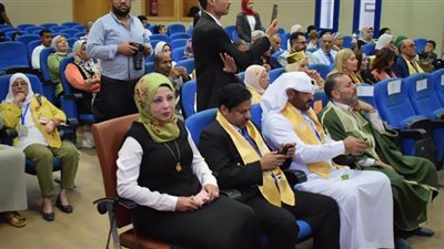 هيثم مصطفى يحيي ختام المهرجان العربي للإبداع والفنون بالمنيا
