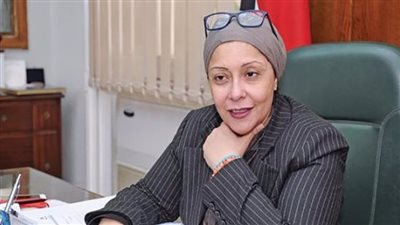   نقيبة الفنانين التشكيليين تغرم النقابة 250 ألف جنيه تعويضات
