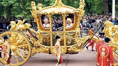 تكلفة حفل تتويج الملك تشارلز الثالث ووالدته إليزابيث الثانية