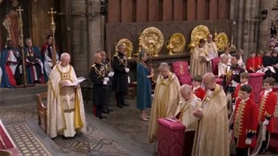 الملك تشارلز الثالث يؤدي القسم (شاهد) 